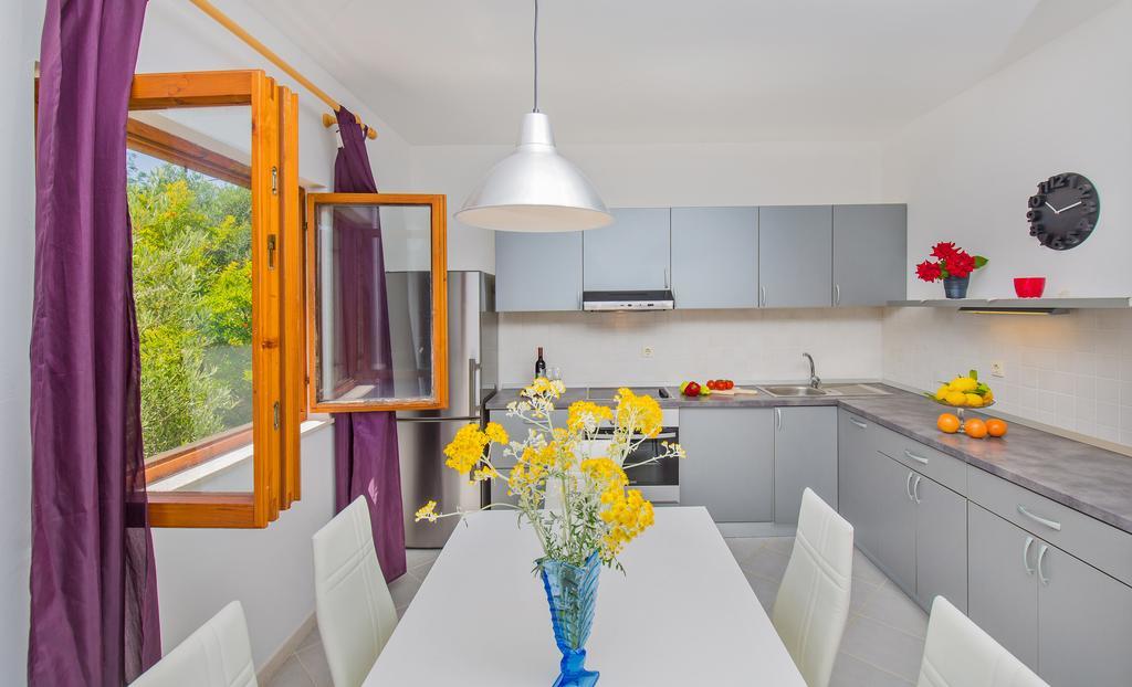 Apartment Lujak Donje Celo Esterno foto
