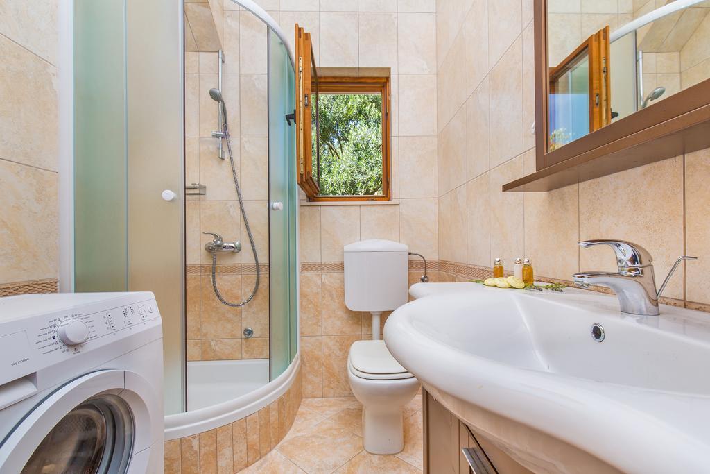 Apartment Lujak Donje Celo Esterno foto